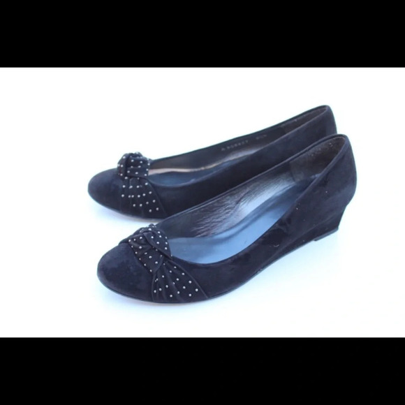 Stuart Weitzman bow wedges - Picture 8 of 8